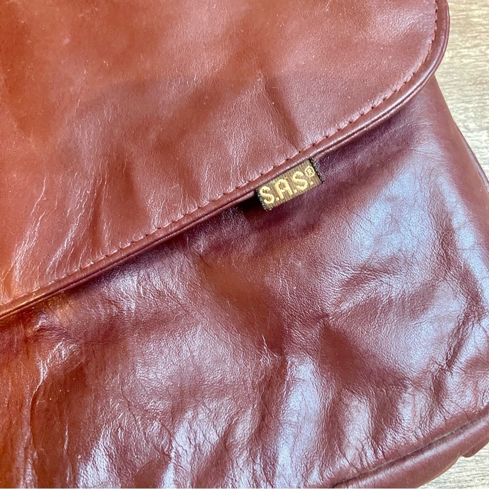 Vintage SAS Burgundy Leather Clutch with Strap - Picture 2 of 5